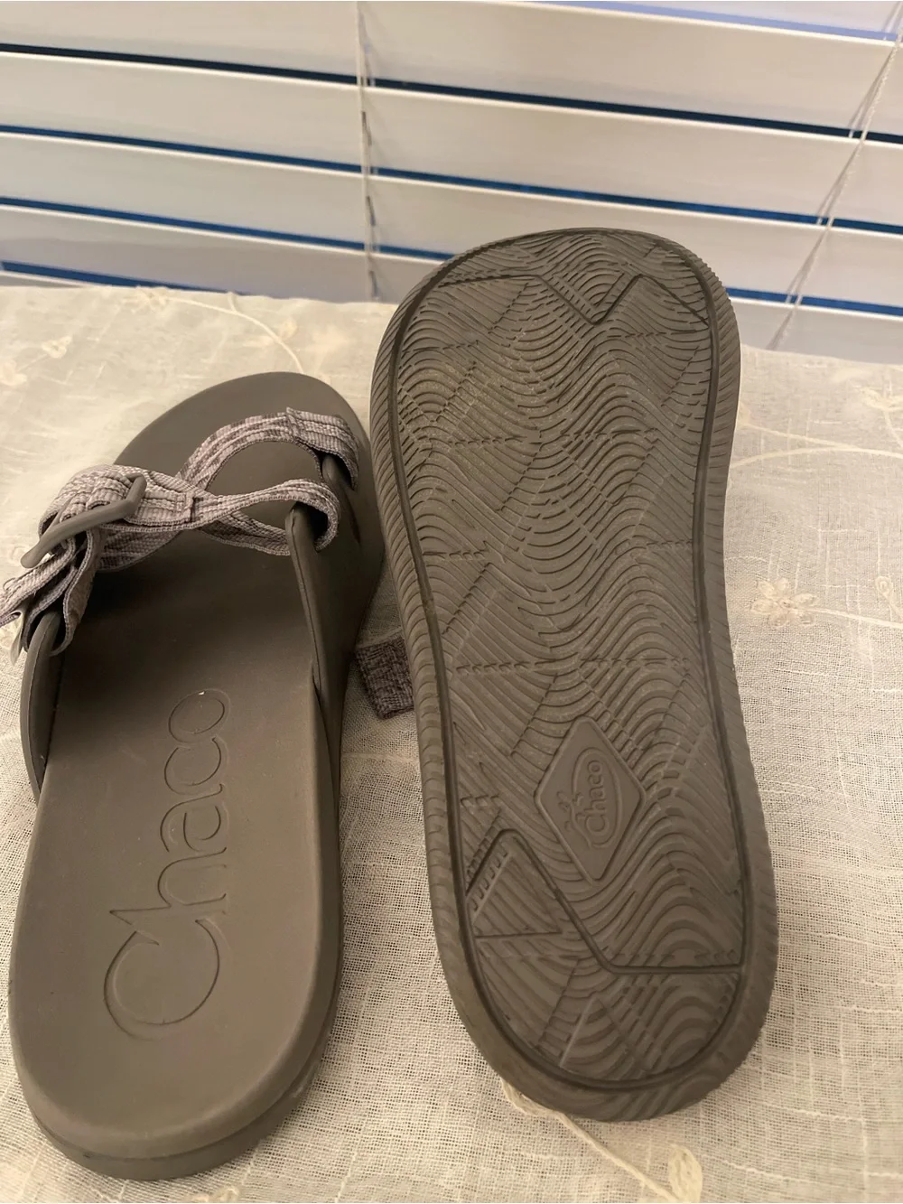Chaco‎ Chillos Slides Sandals Gray Comfort Outdoor Adventures Womens 10